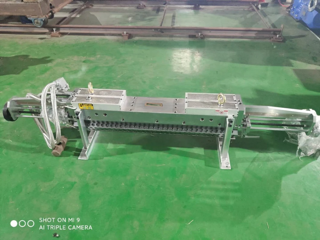 LDPE LLDPE Film Extruder Machine 600-1000mm 185m/Min 1