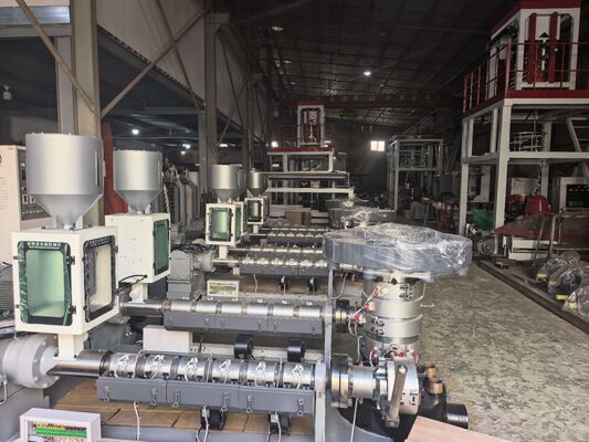 เครื่องบดหนังพลาสติก PE แบบบดแผ่นเดียว เครื่องบดหนัง HDPE เครื่องบดหนังราคา เครื่องบดหนังสําหรับกระเป๋าเสื้อผ้า เครื่องทําหนัง