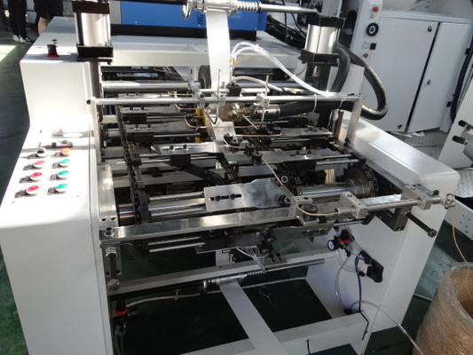 เครื่องทำถุงกระดาษคราฟท์ 380V 220V 300 ชิ้น / นาที