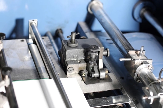 เครื่อง Micro Emboss 220V 380V 440V 415V เครื่องลายนูนโลหะอัตโนมัติ