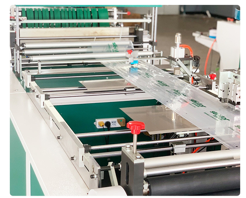 เครื่องทำถุงซิปอัตโนมัติ 12kw Pe Frosted Film Packaging